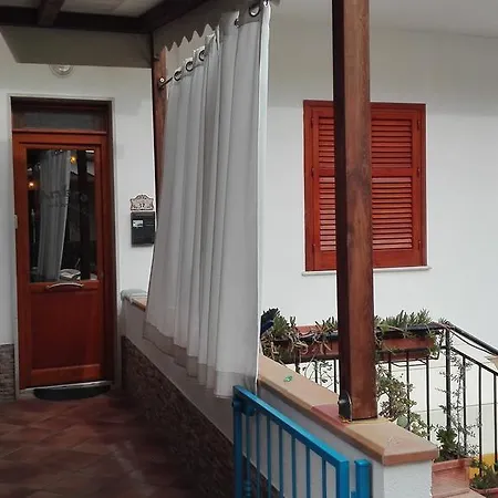 Bed & Breakfast Casa Ambra Macari