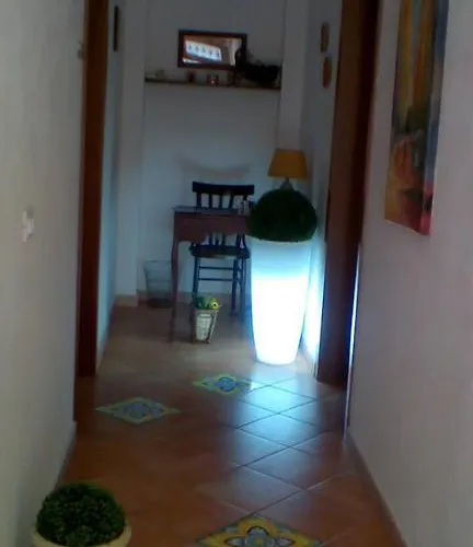 Casa Ambra Bed and breakfast Macari